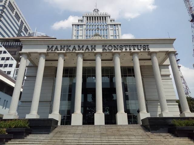 Tok...tok, MK Putuskan Negara Wajib Biayai Pendidikan Dasar di Sekolah Negeri dan Madrasah Swasta Selama Memenuhi Syarat