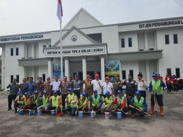 Serap Tenaga Kerja dan Bantu Ekonomi Masyarakat di Dumai: Program Padat Karya Harus Terus Direalisasikan