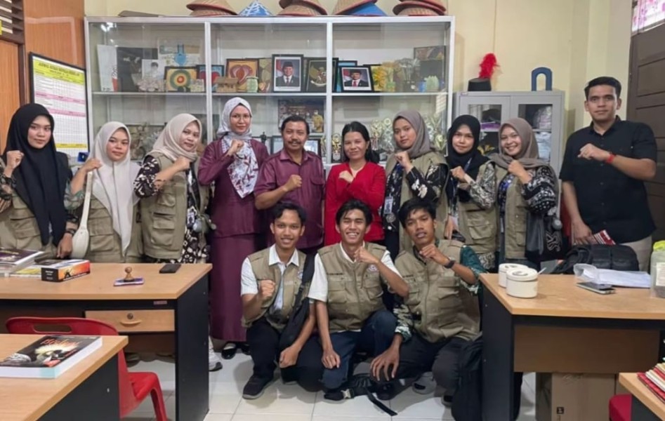 Mahasiswa Universitas Abdurrab Gelar Penyuluhan Kesehatan di SMA Advent